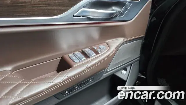 BMW 7 Series 2021 — Şəkil 22/35