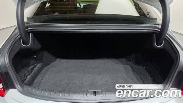 Genesis G80 2025 — ფოტო 31/35