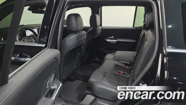 Mercedes-Benz GLB-Class 2020 — Фото 12/20