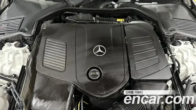 Mercedes-Benz C-Class 2026 — Фото 5/20