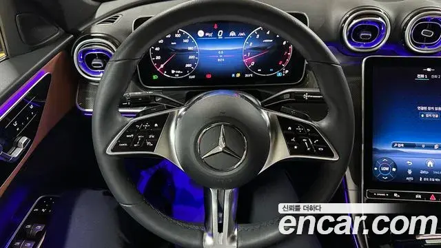 Mercedes-Benz C-Class 2026 — Фото 10/20