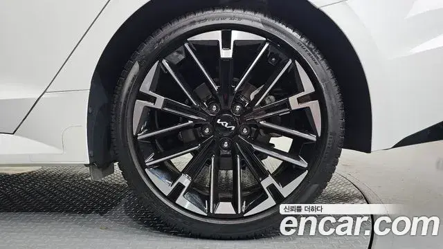 Kia K5 2024 — ფოტო 5/30