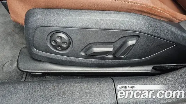 Audi A4 2022 — Photo 9/35