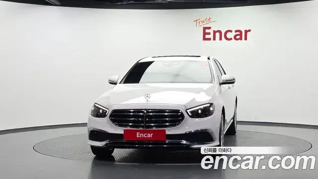 Mercedes-Benz E-Class 2021 — Фото 3/20