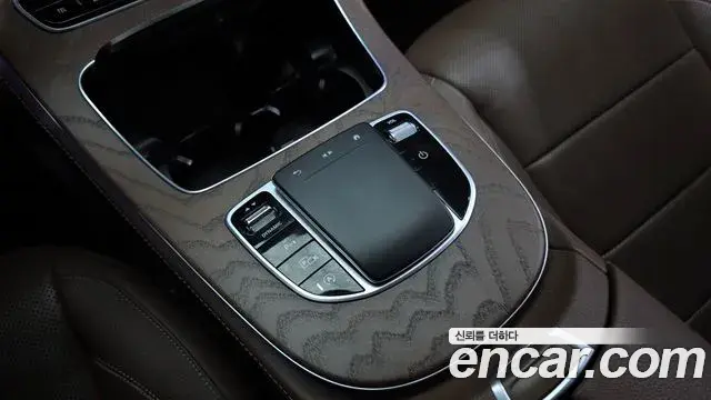 Mercedes-Benz E-Class 2021 — Şəkil 4/40