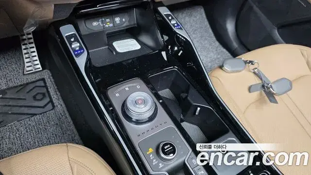 Kia Sorento 2025 — Şəkil 28/35