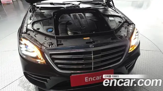 Mercedes-Benz S-Class 2018 — ფოტო 22/36