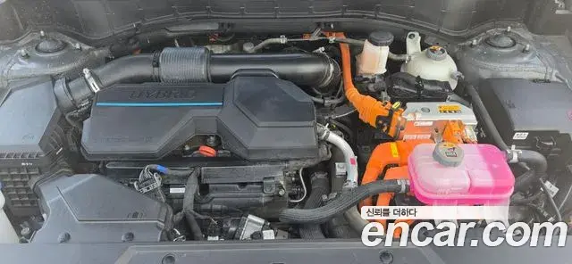 Hyundai Santa Fe 2023 — Şəkil 18/19