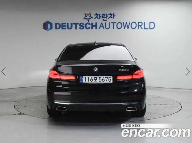 BMW 5 Series 2023 — Фото 1/20