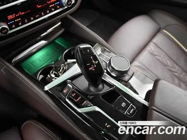 BMW 5 Series 2023 — Фото 19/20