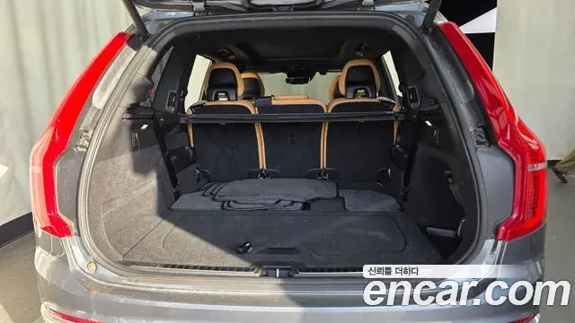 Volvo XC90 2018 — Фото 20/20