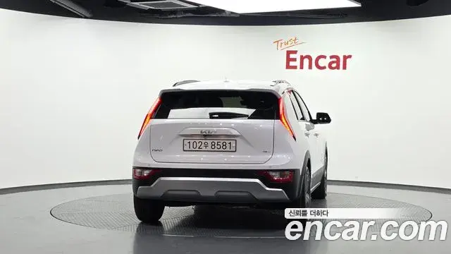 Kia Niro 2022 — Photo 18/31