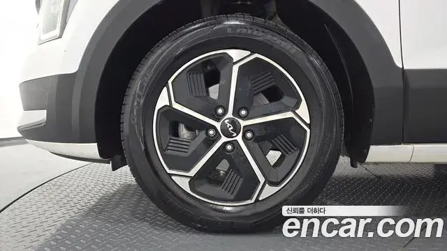 Kia Niro 2022 — Photo 17/31