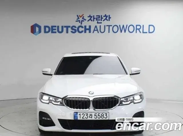 BMW 3 Series 2022 — Photo 2/20