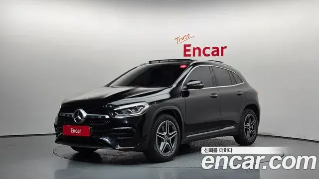 Mercedes-Benz GLA-Class 2020 — Фото 1/20