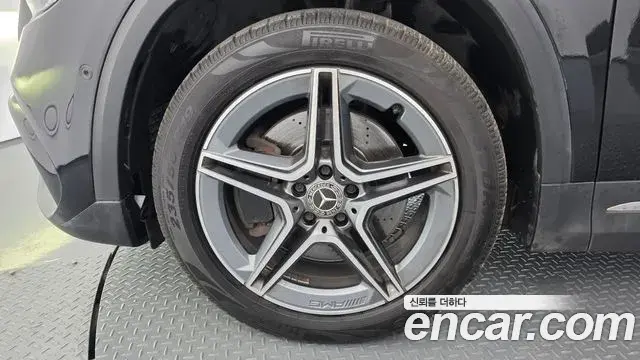 Mercedes-Benz GLA-Class 2020 — Фото 5/20