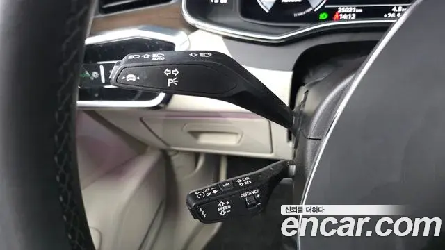 Audi A7 2022 — Фото 18/20