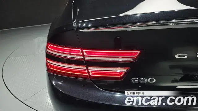 Genesis G80 2020 — Şəkil 30/34
