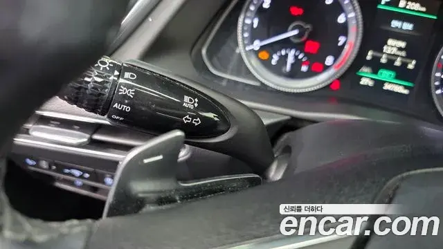 Hyundai Sonata Hybrid 2022 — Photo 29/31