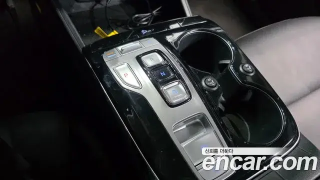 Hyundai Tucson Hybrid 2022 — Photo 18/34