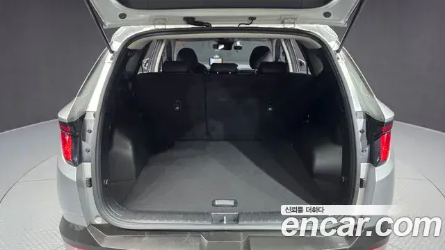 Hyundai Tucson Hybrid 2022 — Photo 27/34