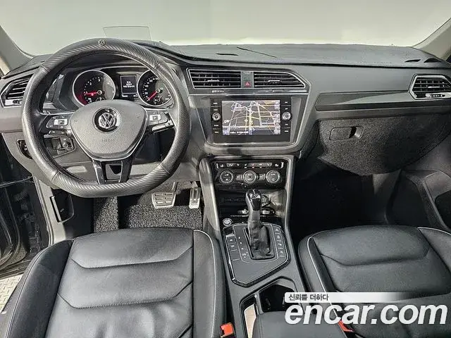 Volkswagen Tiguan 2020 — Şəkil 11/20