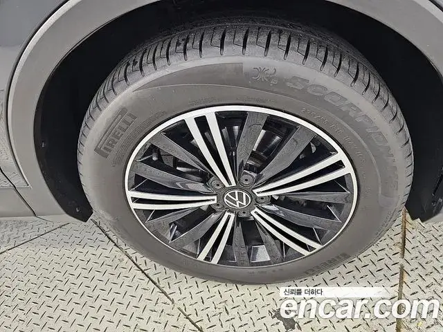 Volkswagen Tiguan 2020 — Şəkil 1/20