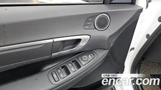 Hyundai Sonata Hybrid 2021 — ფოტო 4/37