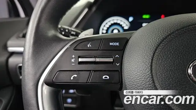 Hyundai Sonata Hybrid 2021 — ფოტო 13/37