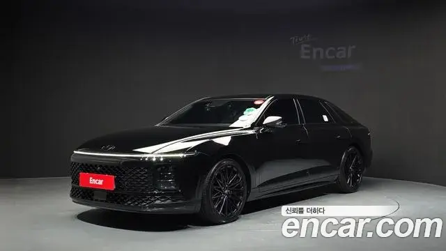 Hyundai Grandeur 2023 — Фото 1/20