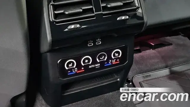 BMW 5 Series 2024 — Фото 19/20