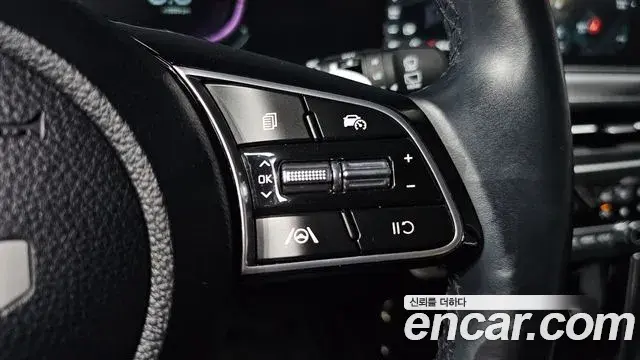 Kia Seltos 2024 — Photo 2/34