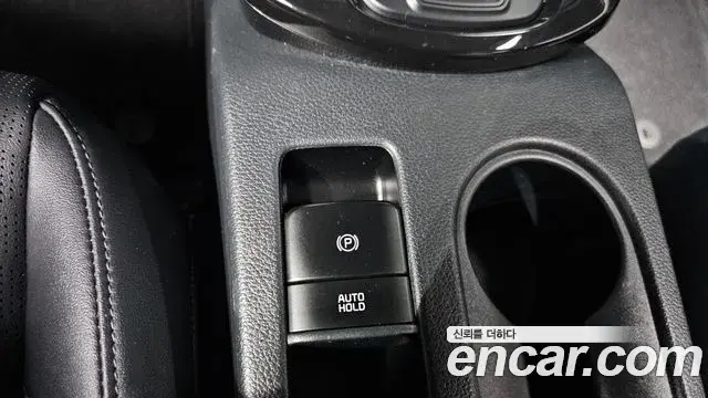 Kia Seltos 2024 — Photo 10/34