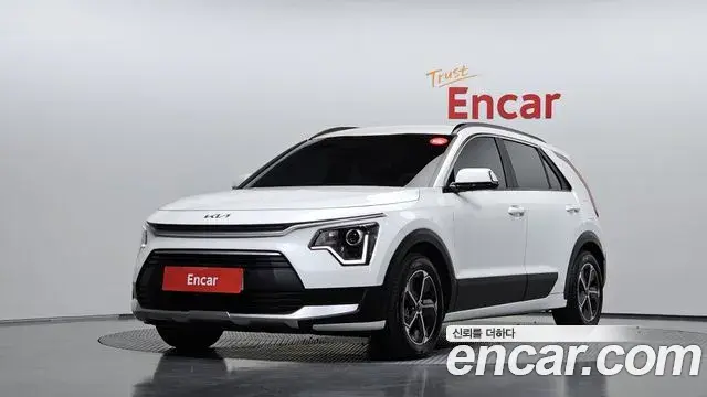 Kia Niro 2025 — Фото 9/20