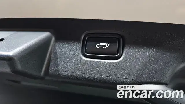 Kia Niro 2025 — ფოტო 23/35