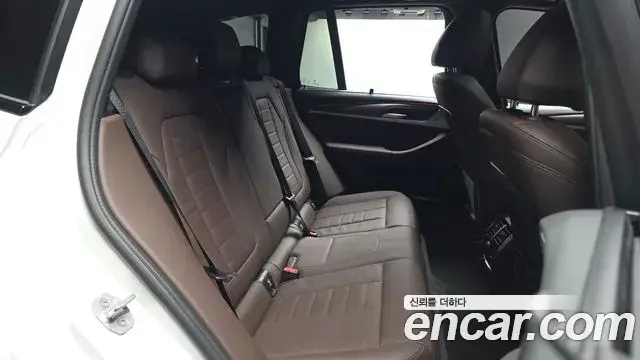BMW X3 2022 — Şəkil 25/31
