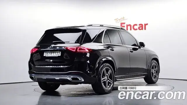 Mercedes-Benz GLE-Class 2019 — ფოტო 20/34
