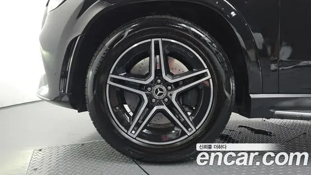 Mercedes-Benz GLE-Class 2019 — ფოტო 9/34
