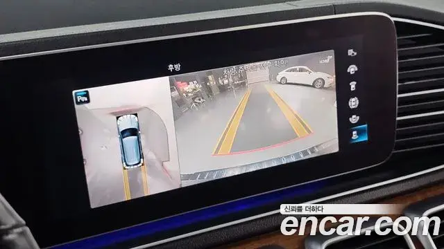Mercedes-Benz GLE-Class 2019 — ფოტო 31/34