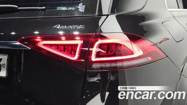 Mercedes-Benz GLE-Class 2019 — ფოტო 22/34