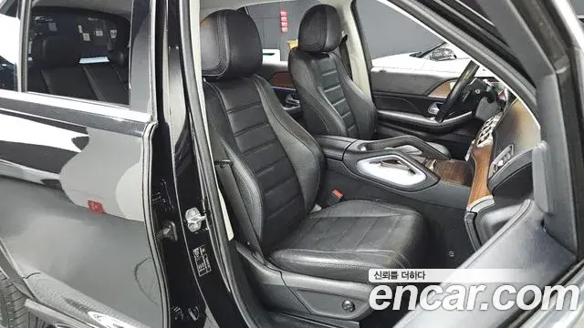 Mercedes-Benz GLE-Class 2019 — ფოტო 25/34