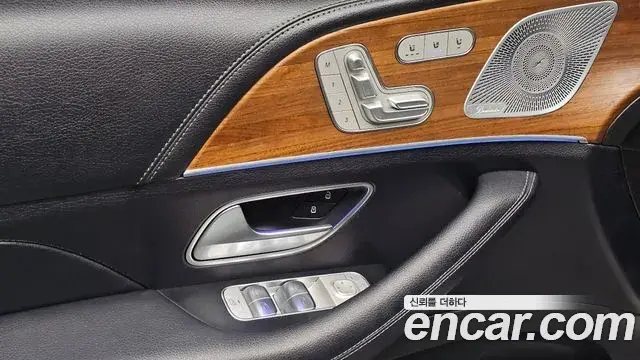 Mercedes-Benz GLE-Class 2019 — ფოტო 34/34