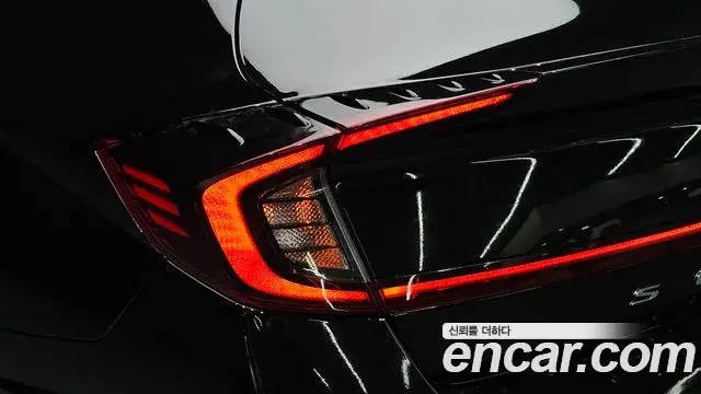 Hyundai Sonata Hybrid 2022 — Şəkil 15/33
