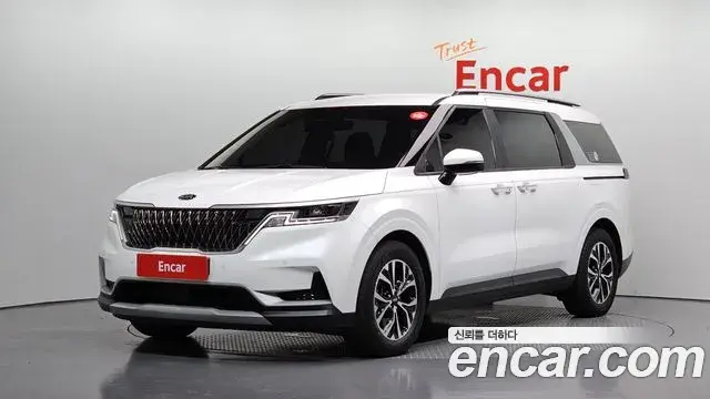 Kia Carnival 2021 — Photo 1/20
