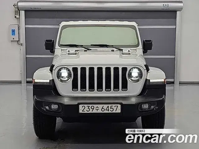 Jeep Wrangler 2021 — Фото 1/19