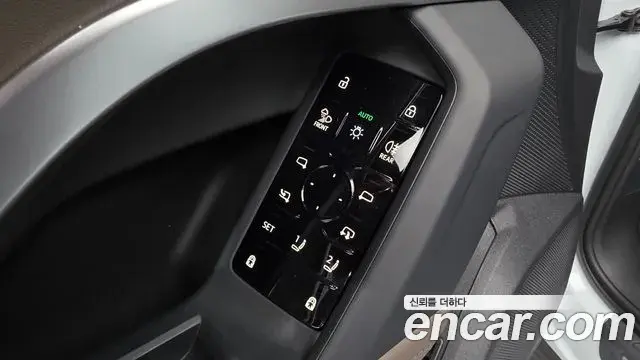 Audi Q5 2025 — Photo 15/42