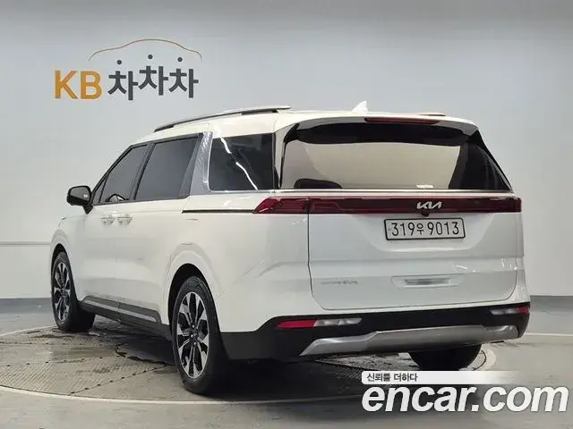 Kia Carnival 2022 — Фото 2/19