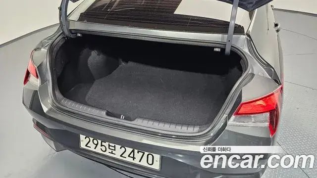 Hyundai The New Avante Hybrid 2022 — Şəkil 7/30