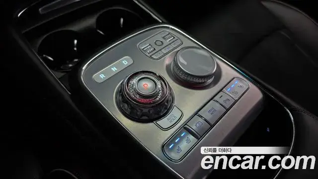 Genesis G90 2023 — ფოტო 19/20