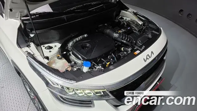 Kia Seltos 2022 — ფოტო 12/20